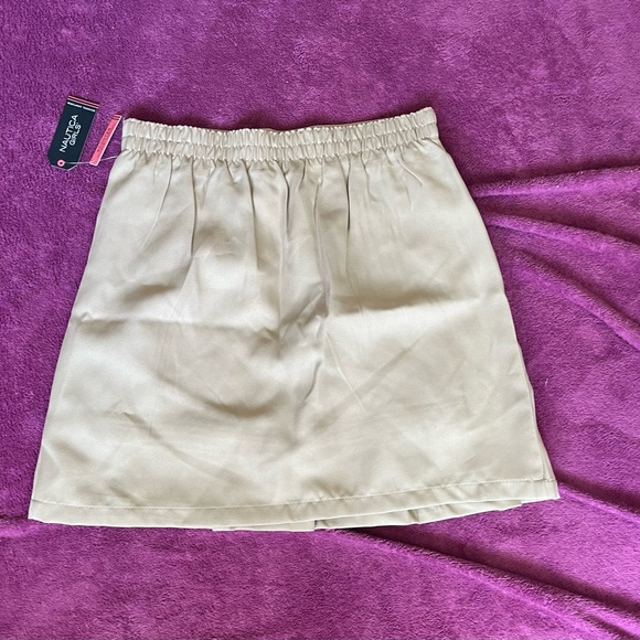 Girls 16 Tan Pleated Uniform Skort NWT - Picture 3 of 3